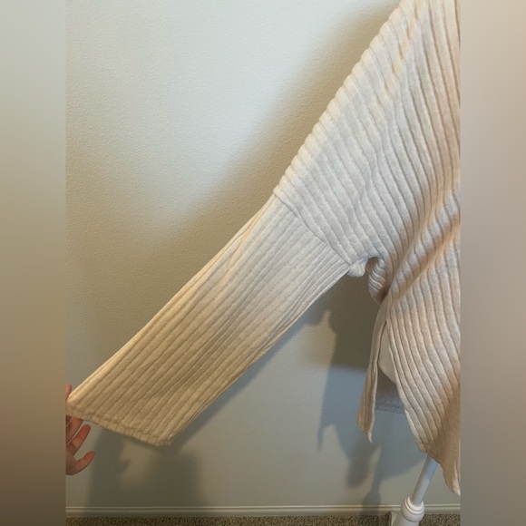 Beige Ribbed Soft Sleeveless Top 2 Piece - Picture 4 of 8